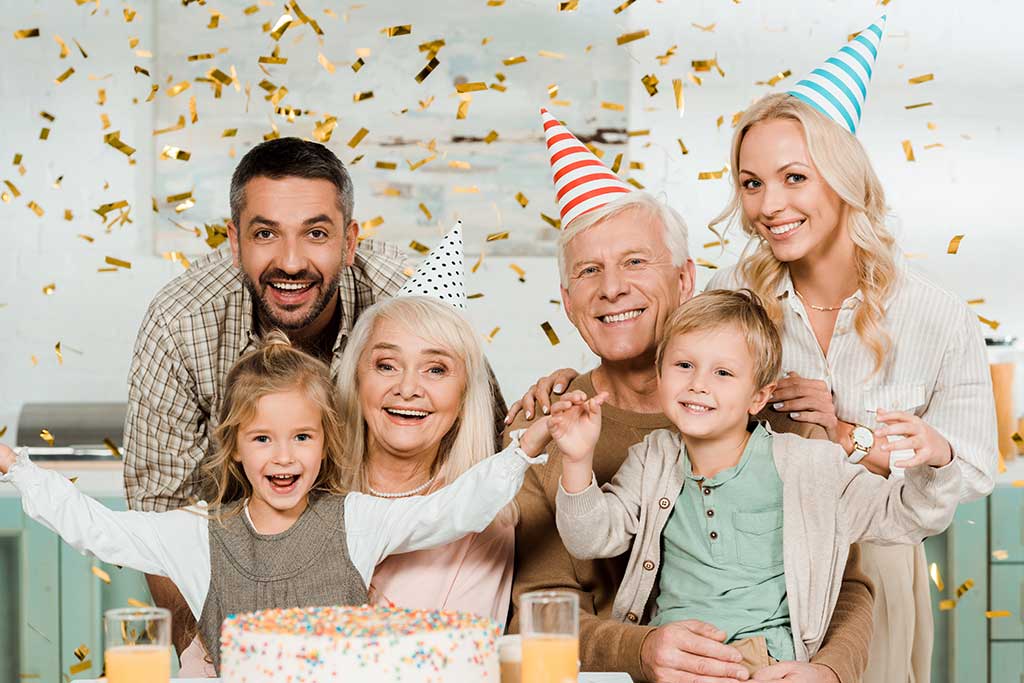The Importance Of Spending Time With Family For Seniors - Discovery Village