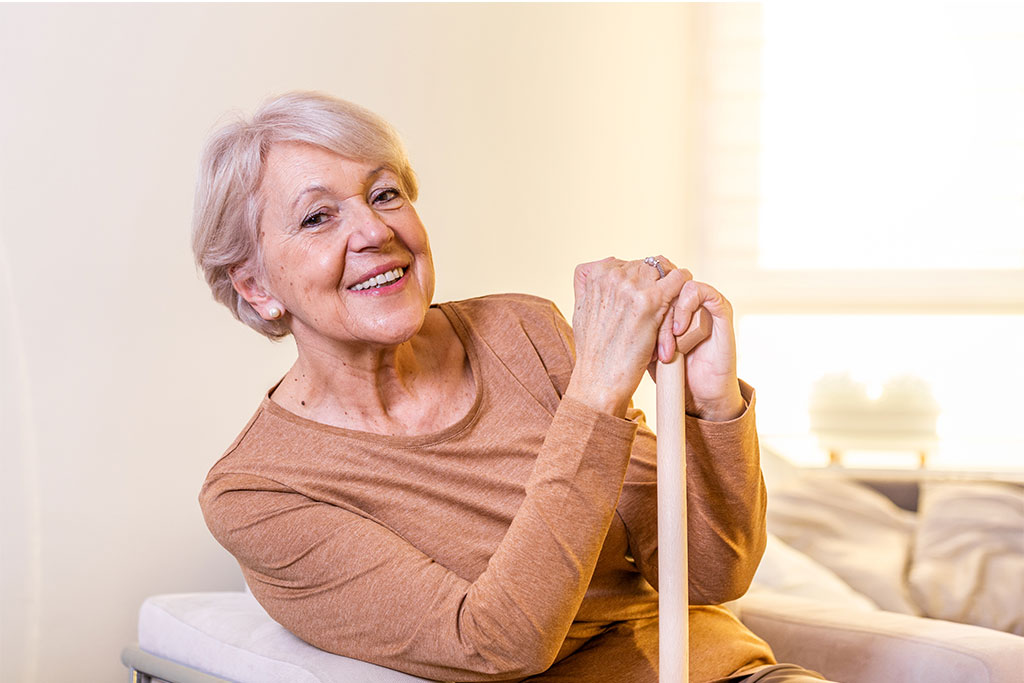 Moving To Assisted Living? 5 Tips For A Smooth Transition - Discovery ...