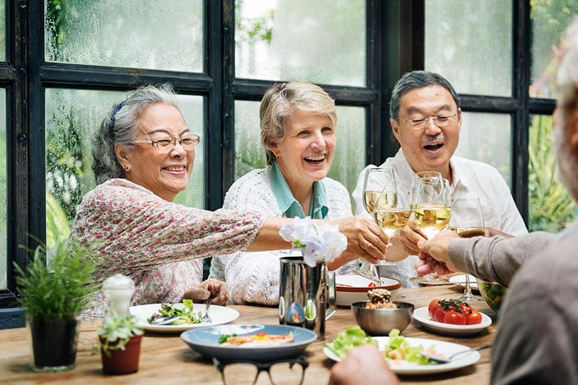 10 Benefits Of Dining Together At Senior Apartments Near Prosper, TX