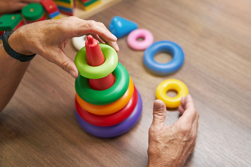 Enjoy 10 Memory-Sharpening Activities In Memory Care Facilities Near ...